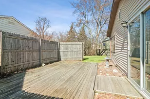 166 E Cunningham Dr, Palatine, IL 60067 - Photo 13
