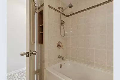 8225 N Niles Center Road N #309, Skokie, IL 60077 - Photo 21