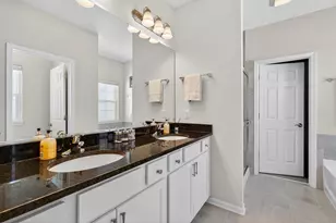 429 Fairway Ln, Sycamore, IL 60178 - Photo 15