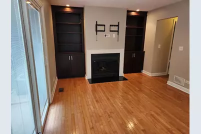 134 W Wood Street #134, Palatine, IL 60067 - Photo 3