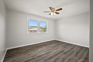 8440 W 95th St, Hickory Hills, IL 60457 - Photo 9