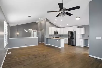 460 Valentine Way, Oswego, IL 60543 - Photo 7