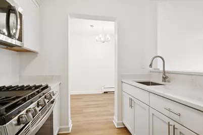 300 W Fullerton Avenue #320, Addison, IL 60101 - Photo 3