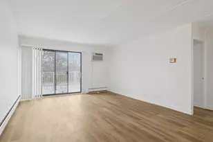 300 W Fullerton Ave, Addison, IL 60101 - Photo 5