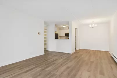 300 W Fullerton Avenue #320, Addison, IL 60101 - Photo 7