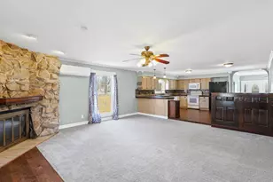 103 E Griggs St, Mansfield, IL 61854 - Photo 17