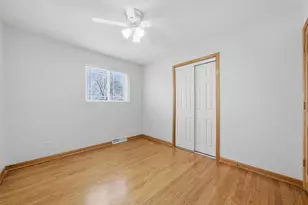 10725 S Rutherford Ave, Worth, IL 60482 - Photo 21