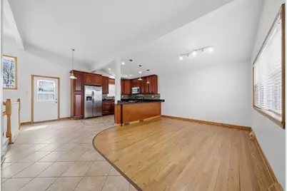 10725 S Rutherford Avenue, Worth, IL 60482 - Photo 11