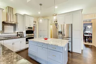 26W401 Torrey Pines Ct, Winfield, IL 60190 - Photo 3