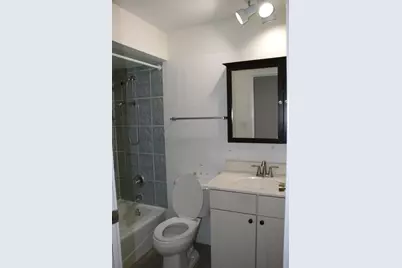 2 Timber Lane #17, Vernon Hills, IL 60061 - Photo 17