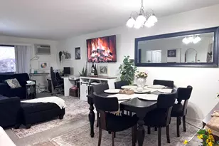 2 Timber Ln, Vernon Hills, IL 60061 - Photo 3