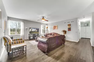 310 Fairwind Ct, Montgomery, IL 60538 - Photo 13