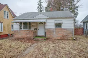 631 Haish Blvd, Dekalb, IL 60115 - Photo 1