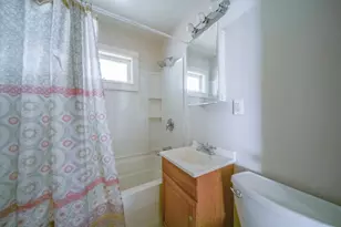 631 Haish Blvd, Dekalb, IL 60115 - Photo 11