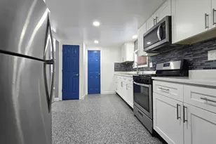 6N221 Virginia Rd, Roselle, IL 60172 - Photo 11