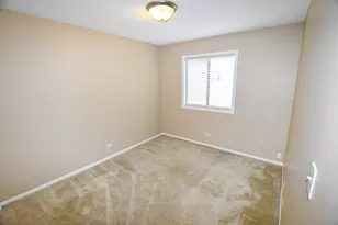 3447 Fox Hill Rd, Aurora, IL 60504 - Photo 13