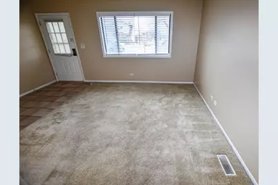 3447 Fox Hill Road #3447, Aurora, IL 60504 - Photo 5