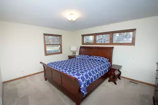 23231 W Lakeshore Dr, Antioch, IL 60002 - Photo 9