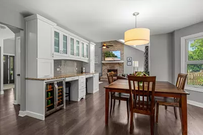 3712 Falkner Drive, Naperville, IL 60564 - Photo 5
