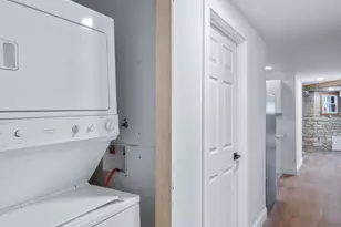 2624 N Albany Ave, Chicago, IL 60647 - Photo 11