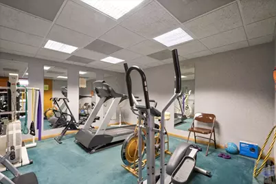 6755 N Milwaukee Avenue #404, Niles, IL 60714 - Photo 27