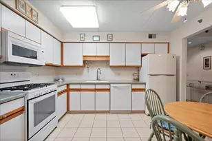 6755 N Milwaukee Ave, Niles, IL 60714 - Photo 13