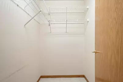 6755 N Milwaukee Avenue #404, Niles, IL 60714 - Photo 21