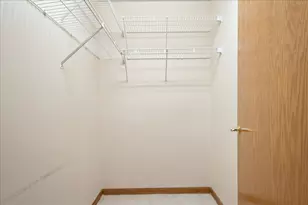 6755 N Milwaukee Ave, Niles, IL 60714 - Photo 21