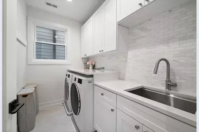 2042 N Honore Street, Chicago, IL 60614 - Photo 27