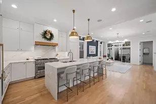 2042 N Honore St, Chicago, IL 60614 - Photo 5