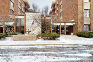 9560 Gross Point Rd, Skokie, IL 60076 - Photo 1