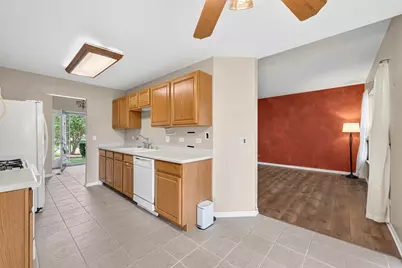 [Address not provided], McHenry, IL 60050 - Photo 15