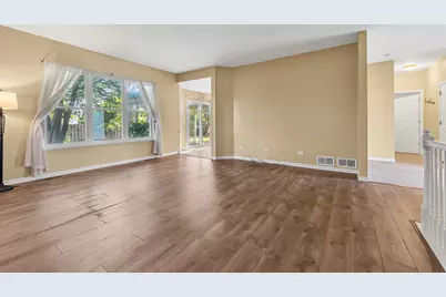 [Address not provided], McHenry, IL 60050 - Photo 9