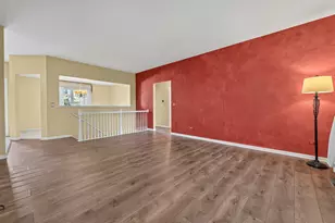 5805 Castlewood Trail, McHenry, IL 60050 - Photo 11