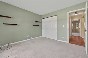 5805 Castlewood Trail, McHenry, IL 60050 - Photo 23