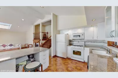 270 W Fremont Avenue, Elmhurst, IL 60126 - Photo 5