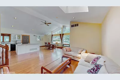 270 W Fremont Avenue, Elmhurst, IL 60126 - Photo 11