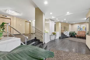 6933 N Kedzie Ave, Chicago, IL 60645 - Photo 3