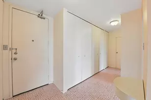 6933 N Kedzie Ave, Chicago, IL 60645 - Photo 15