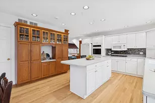 692 Chidester St, Glen Ellyn, IL 60137 - Photo 13