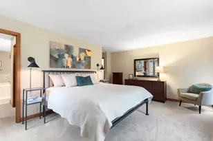 [Address not provided], Wheaton, IL 60189 - Photo 11