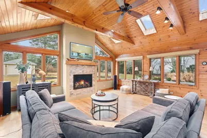 [Address not provided], Wheaton, IL 60189 - Photo 9