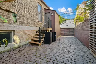 1646 N Leavitt St, Chicago, IL 60647 - Photo 61