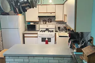 1792 Williamsburg Dr, Hoffman Estates, IL 60169 - Photo 7