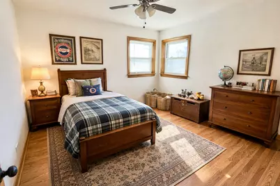 5254 N Leclaire Avenue #2, Chicago, IL 60630 - Photo 9