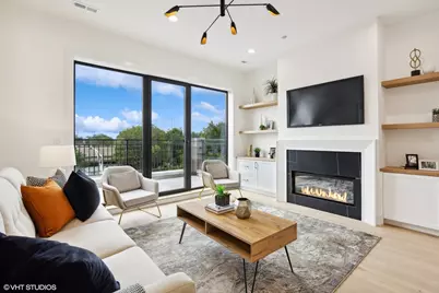 957 N Winchester Parkway #2, Chicago, IL 60622 - Photo 5