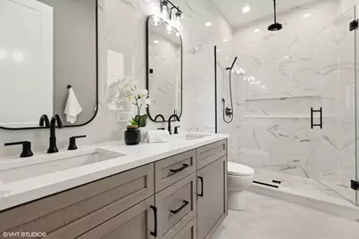 957 N Winchester Parkway #2, Chicago, IL 60622 - Photo 21