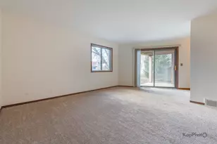 1840 W Highland Ave, Elgin, IL 60123 - Photo 3