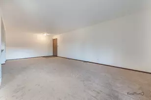 1840 W Highland Ave, Elgin, IL 60123 - Photo 5