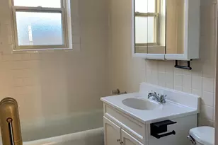 8325 W Sunnyside Ave, Chicago, IL 60640 - Photo 7